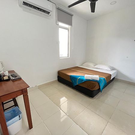 Ibai Beach Guesthouse Куала Теренгану Екстериор снимка