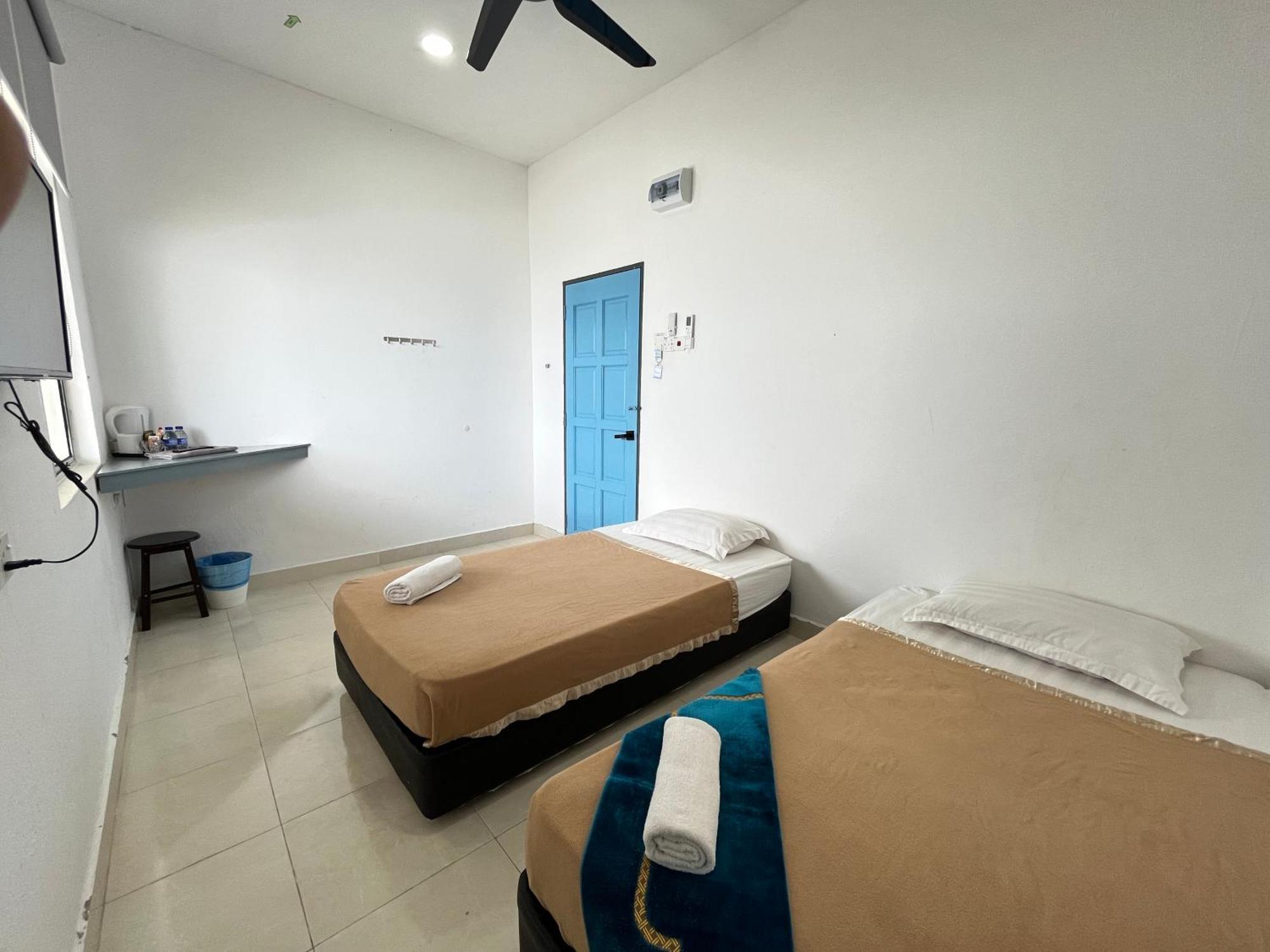 Ibai Beach Guesthouse Куала Теренгану Екстериор снимка