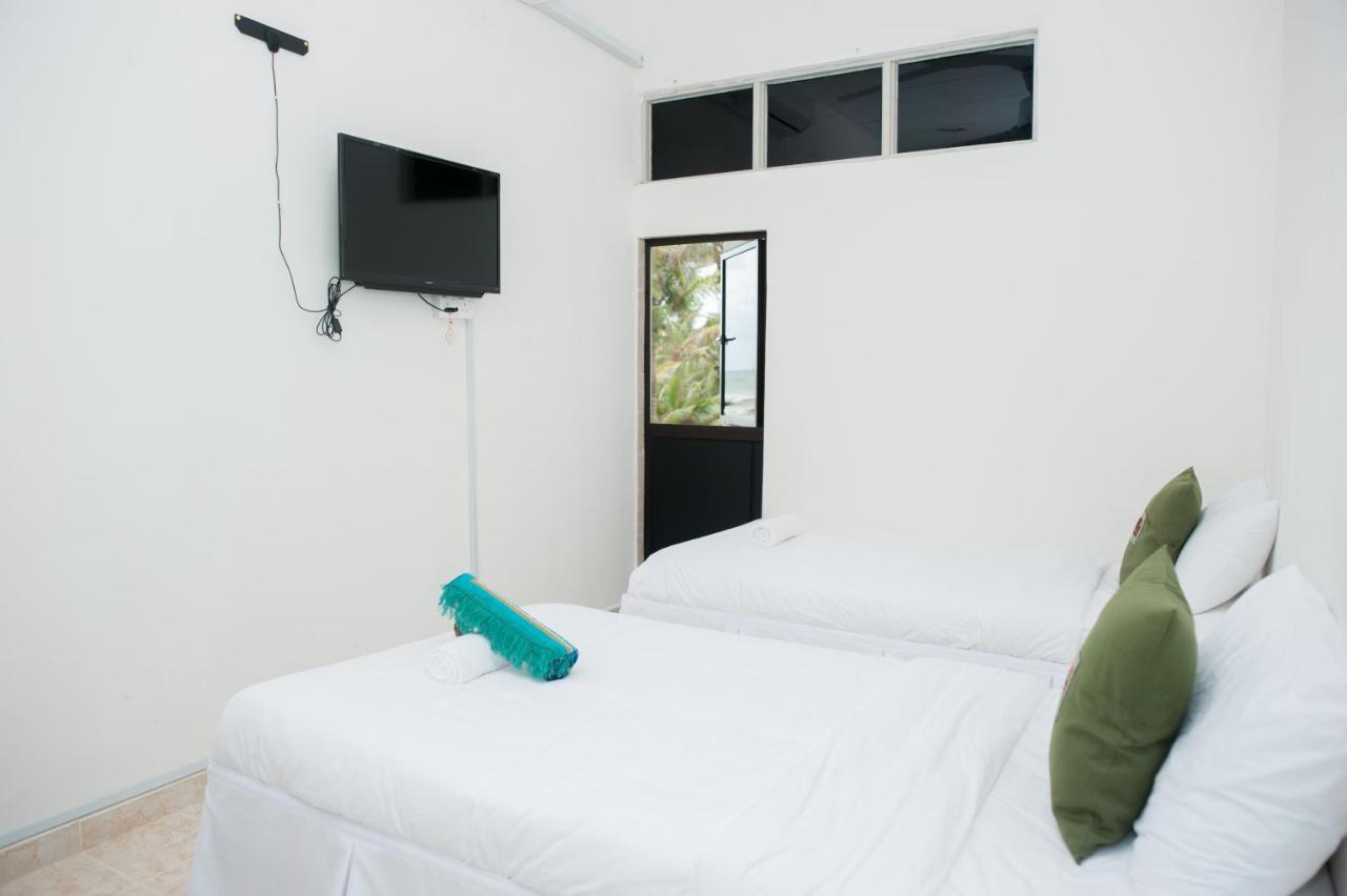 Ibai Beach Guesthouse Куала Теренгану Екстериор снимка