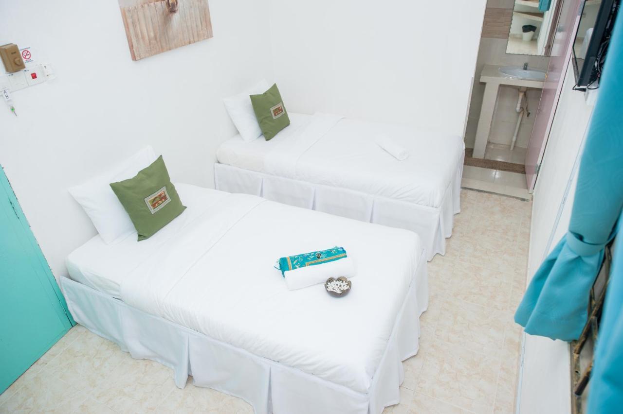 Ibai Beach Guesthouse Куала Теренгану Екстериор снимка