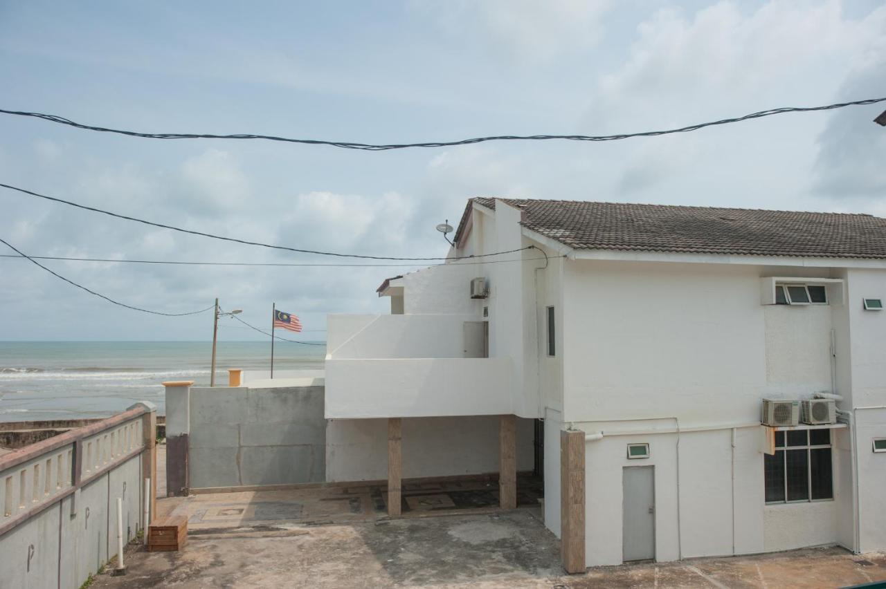 Ibai Beach Guesthouse Куала Теренгану Екстериор снимка
